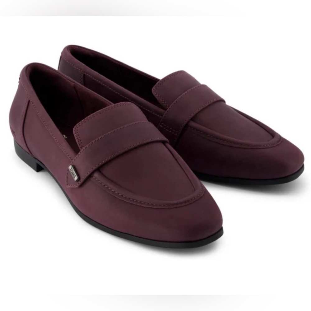 TOMS Lynette Blackberry Leather Loafers Size 7